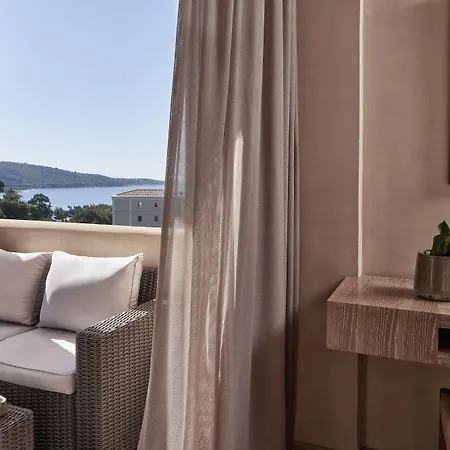 Hotel The Margi Athene